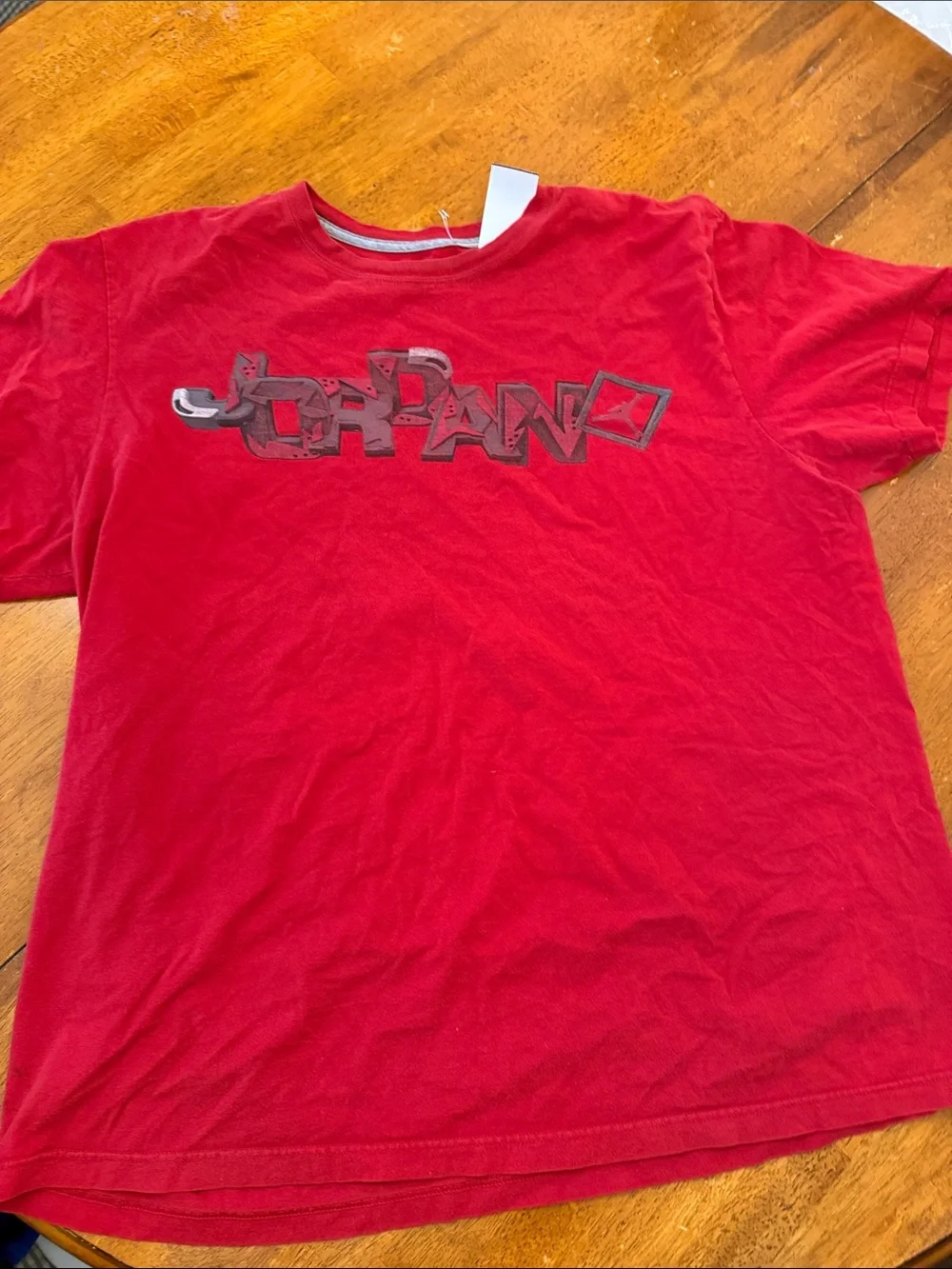 Jordan Red Short Sleeve Graphic Tee for Men xxl